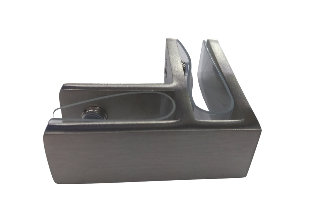 https://www.mdtrade.ro/image/catalog/produse/MC-M006A Conector aliniere balustrada sticla-sticla 90 grade (10-13mm) SSS, imagine 3.png